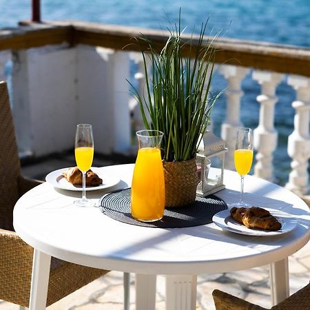 Apartments Seaside بيبينيا المظهر الخارجي الصورة