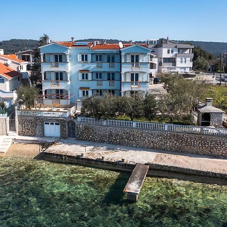 Apartments Seaside بيبينيا المظهر الخارجي الصورة