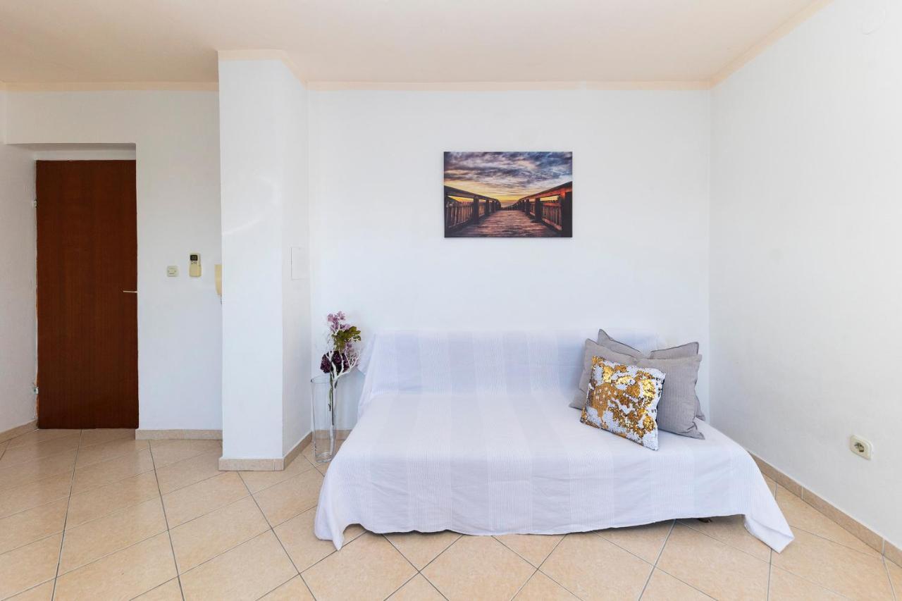 Apartments Seaside بيبينيا المظهر الخارجي الصورة