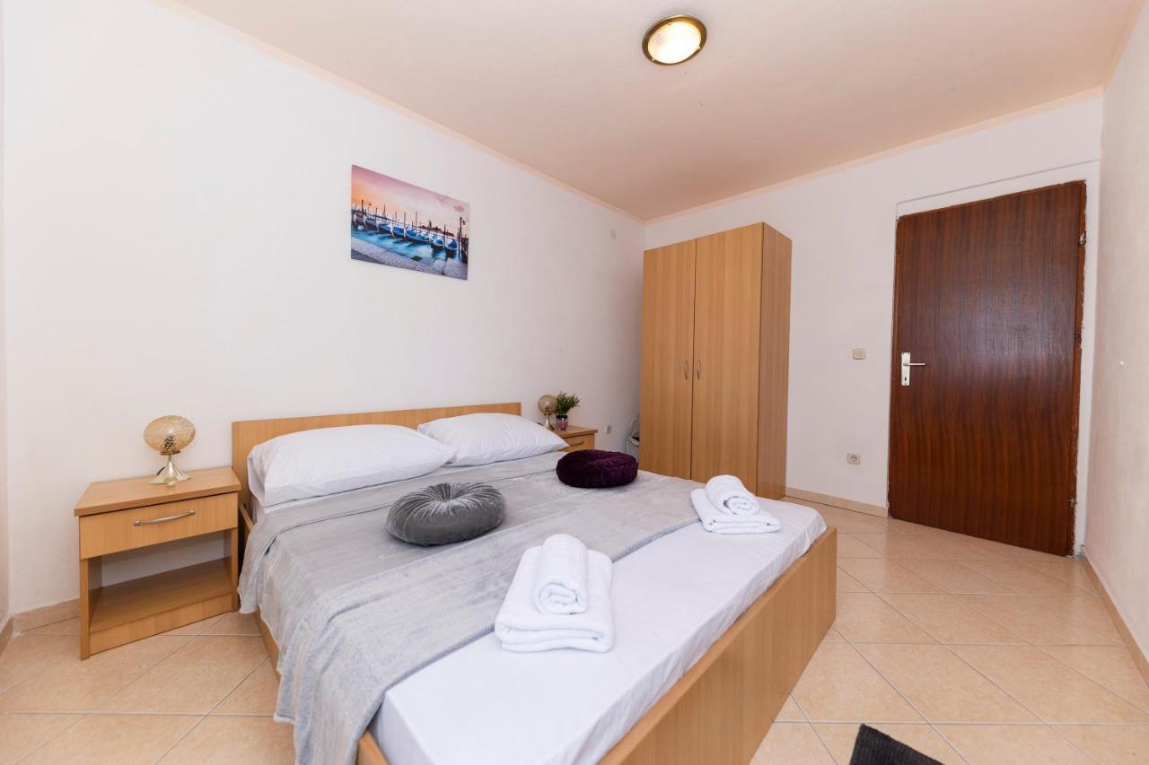 Apartments Seaside بيبينيا المظهر الخارجي الصورة