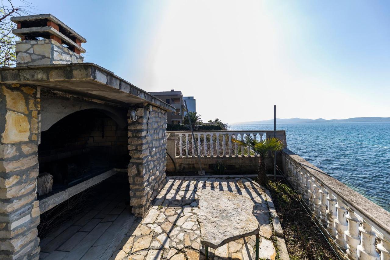 Apartments Seaside بيبينيا المظهر الخارجي الصورة