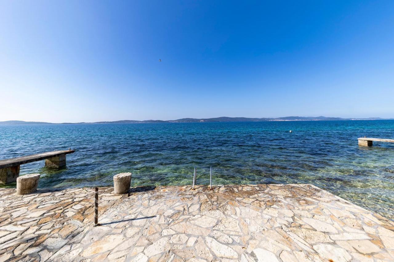 Apartments Seaside بيبينيا المظهر الخارجي الصورة