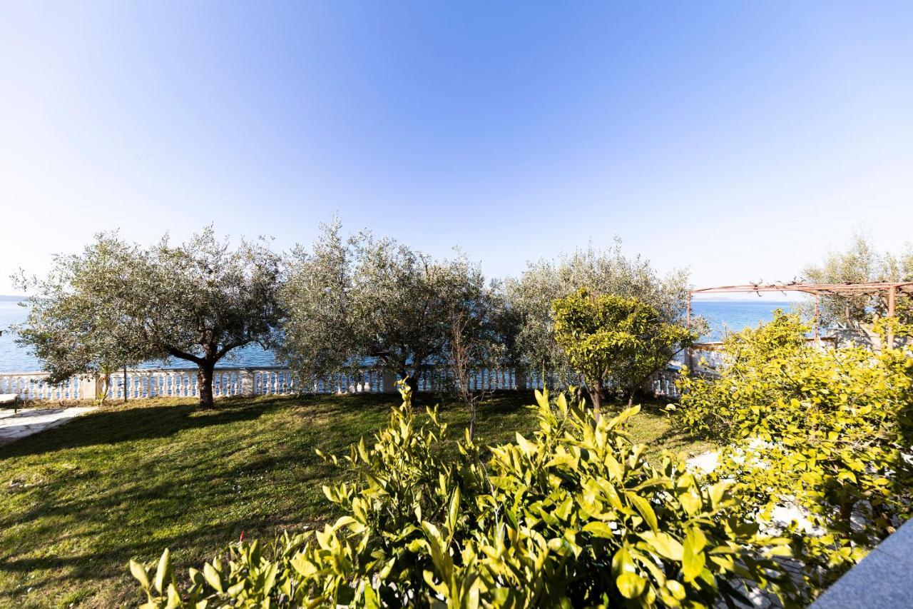Apartments Seaside بيبينيا المظهر الخارجي الصورة