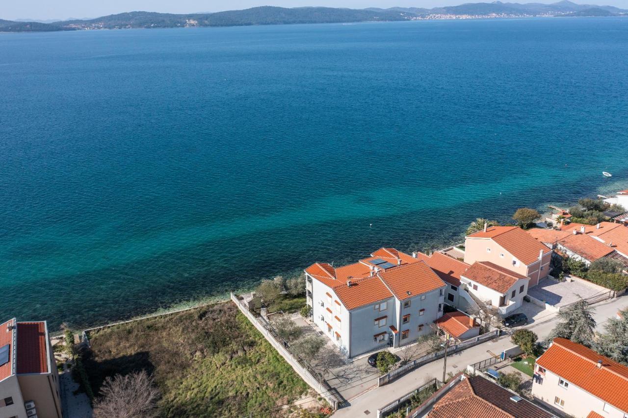 Apartments Seaside بيبينيا المظهر الخارجي الصورة