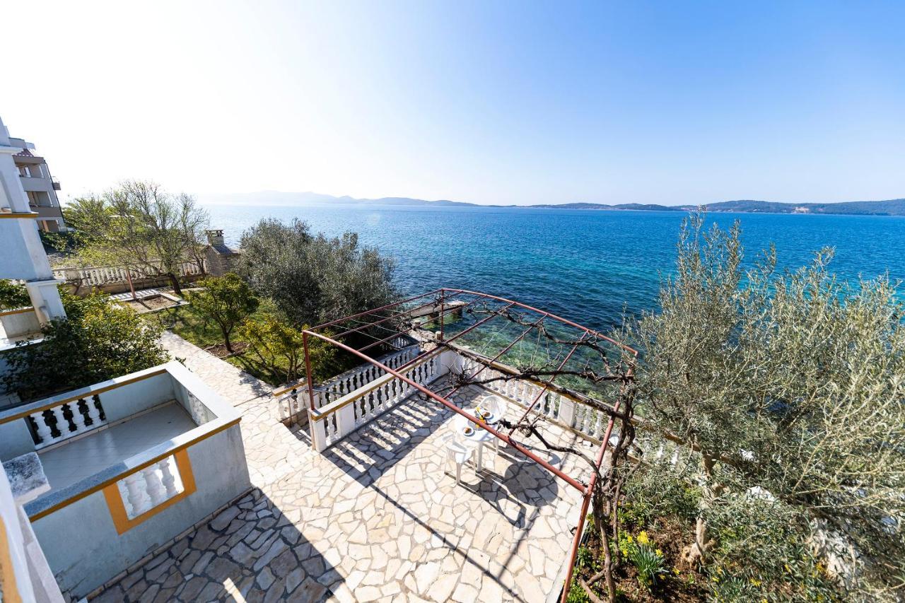 Apartments Seaside بيبينيا المظهر الخارجي الصورة